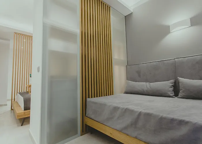 Papagalos Otel Neos Marmaras