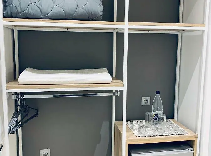 Papagalos 2* Neos Marmaras