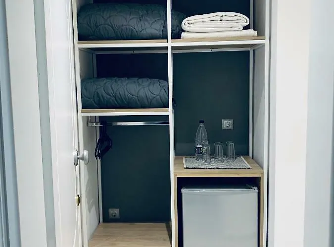 Papagalos 2* Neos Marmaras