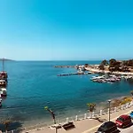 Papagalos Otel Neos Marmaras