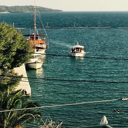 Papagalos Hotel Neos Marmaras