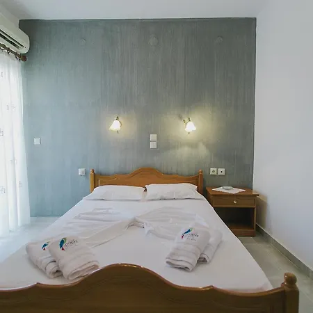 Hotel Papagalos Neos Marmaras