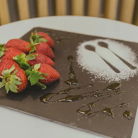 酒店 帕帕加罗斯酒店 2*