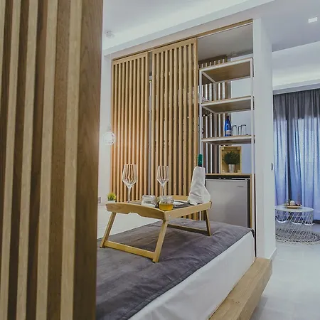 Papagalos Hotel Neos Marmaras
