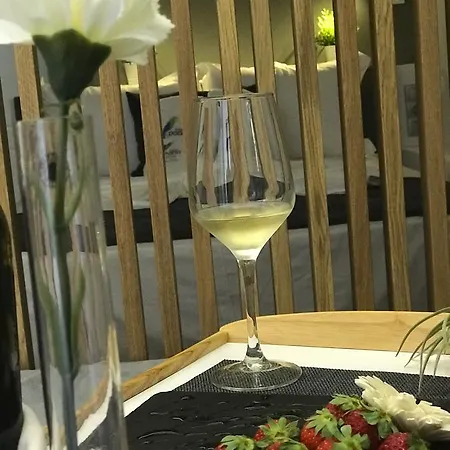 Papagalos Hotel 2*