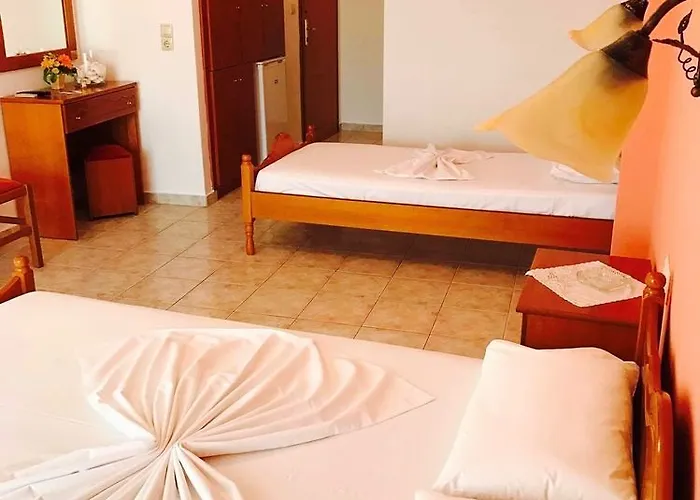Hotel Papagalos