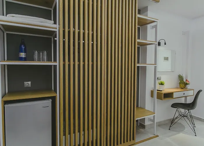 Papagalos 2* Neos Marmaras