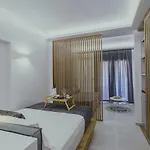 Papagalos Hotel 2*