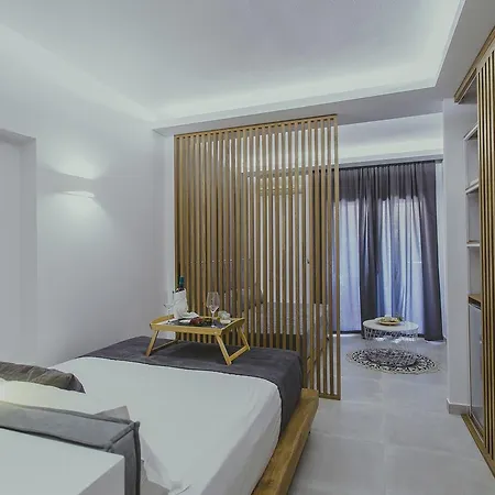 Papagalos Hotel 2*